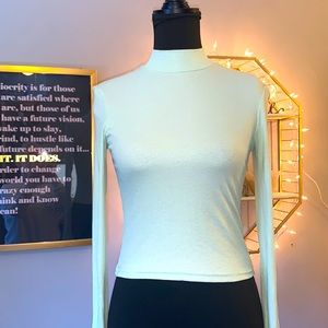 3/$25 NWT 💚 H&M | Stand-Up Collar Crop Top Size S